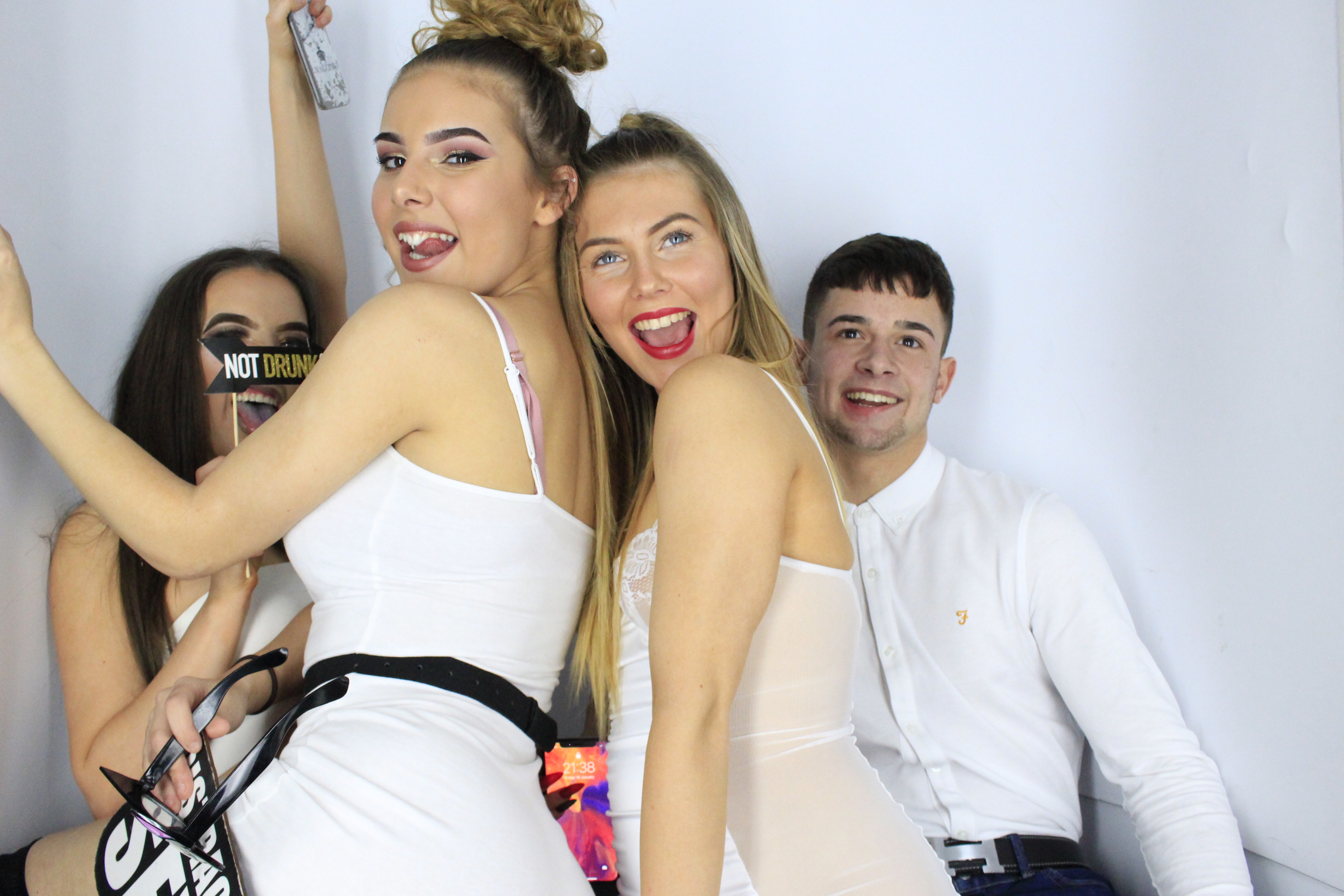 Issy & Alice's 18th Birthday Party | View more photos from the event at gallery.myphotoboothexperience.co.uk/u/MyPhotoBoothExperienceLtd/Issy-Alices-18th-Birthday-Party